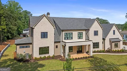 4834 Short St, Suwanee, GA 30024 photo 4