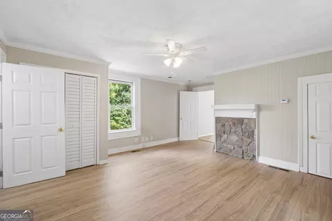 Living - 108 3rd St, Monroe, GA 30655 photo 1 of 2