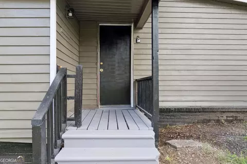 Exterior - 108 3rd St, Monroe, GA 30655 photo 6 of 7