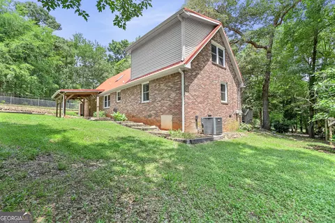 Exterior - 575 Covered Bridge Rd, Covington, GA 30016 photo 10 of 18