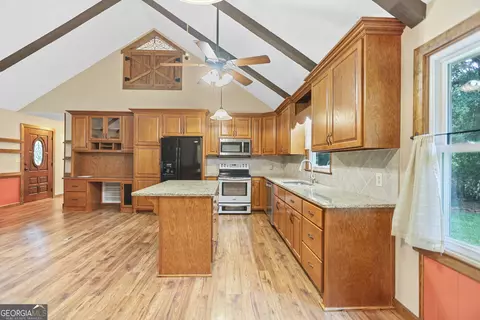 Kitchen - 575 Covered Bridge Rd, Covington, GA 30016 photo 2 of 5