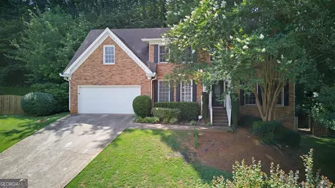 805 Connell Ln, Lawrenceville, GA 30044