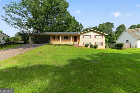 3790 William Paul Dr, Austell, GA 30106