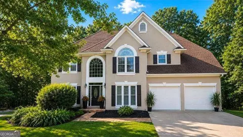 726 Whisper Wind Ct, Woodstock, GA 30189