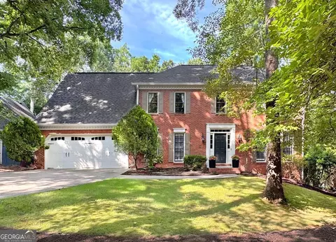 335 Woodchuck Ct, Roswell, GA 30076