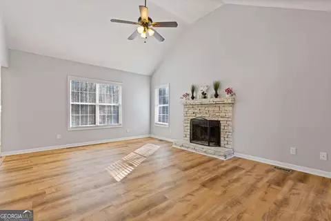 402 Eileen Cir, Canton, GA 30114 photo 8