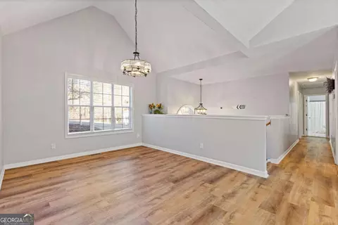 402 Eileen Cir, Canton, GA 30114 photo 5