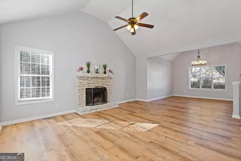402 Eileen Cir, Canton, GA 30114 photo 7