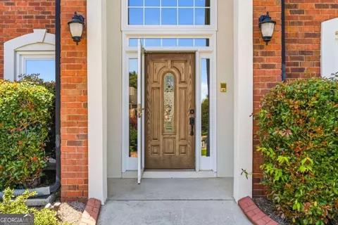 3050 Ridge Oak Dr, Suwanee, GA 30024