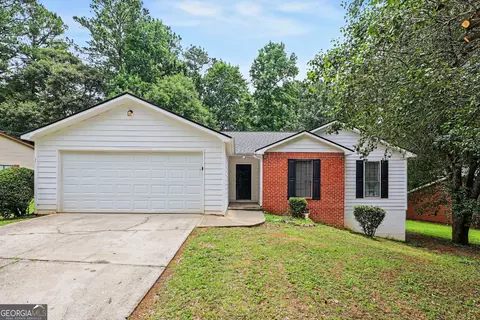 9112 Raven Dr, Jonesboro, GA 30238
