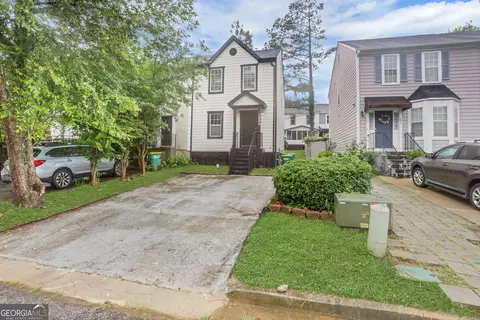 3804 Meadow Green Ct, Peachtree Corners, GA 30092