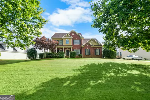 241 Country Club Dr, Hiram, GA 30141