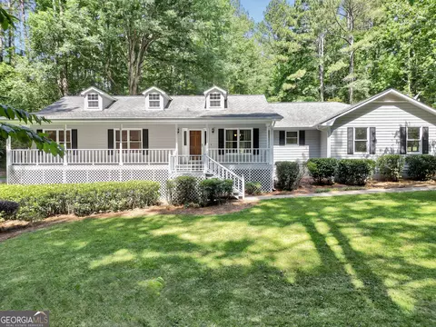 381 Wyldewoode Dr, Mcdonough, GA 30253