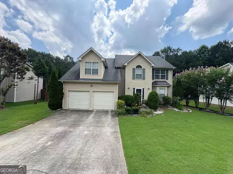 5220 Round Table Dr, Ellenwood, GA 30294