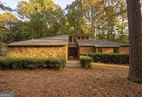 155 Franklin Farms Cir, Fayetteville, GA 30214