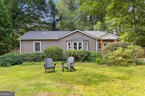 639 Scott Cir, Decatur, GA 30033
