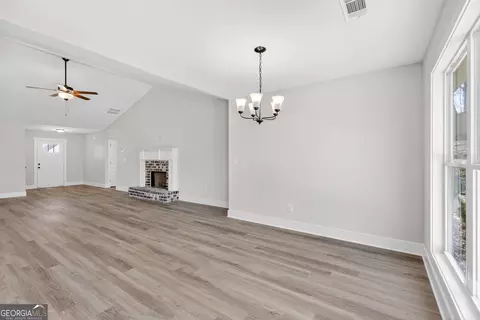 Living - 110 Chad Walk #56, Statham, GA 30666 photo 6 of 7