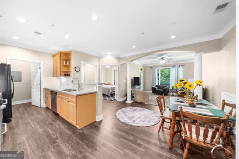 2103 Stratford Cmns #2103, Decatur, GA 30033