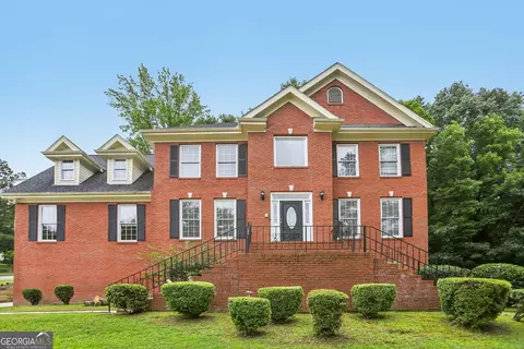 1811 Lake Cove Dr SW, Atlanta, GA 30331