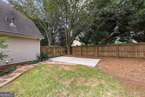 Exterior - 61 Thorne Berry Dr, Hampton, GA 30228 photo 10 of 15