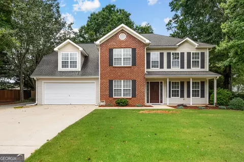 61 Thorne Berry Dr, Hampton, GA 30228