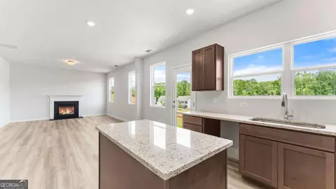 825 Oakmont Trce, Canton, GA 30114 photo 4