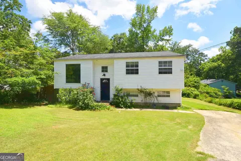 119 Kings Ridge Dr, Peachtree City, GA 30269