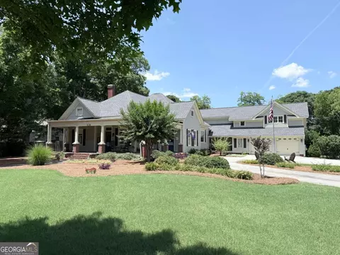 1049 N Main St NW, Conyers, GA 30012