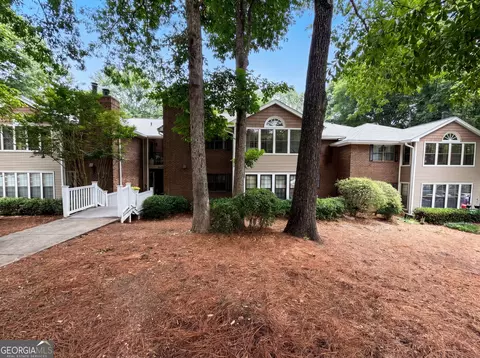 507 Barrington Hills Dr, Atlanta, GA 30350