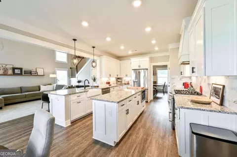 Kitchen - 1515 Gratis Rd, Monroe, GA 30656 photo 3 of 5