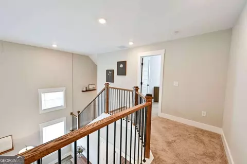 Entry Way - 1515 Gratis Rd, Monroe, GA 30656 photo 9 of 12
