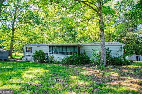698 Goolsby Rd, Carrollton, GA 30117