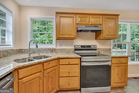 175 River North Ct, Covington, GA 30016 photo 10