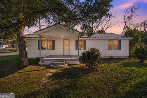 507 E 7th Ave, Nashville, GA 31639