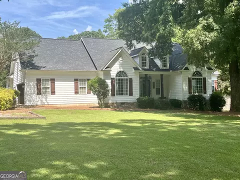 1212 Maple Dr, Griffin, GA 30224