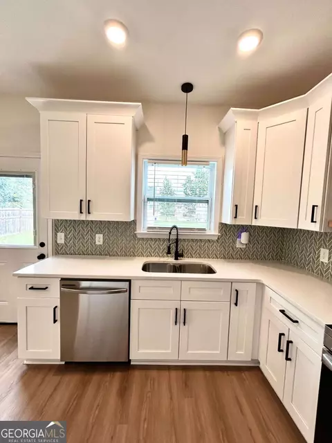 Kitchen - 765 Barshay Dr, Covington, GA 30016 photo 4 of 4