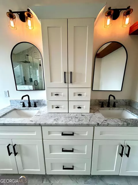 Bath - 765 Barshay Dr, Covington, GA 30016 photo 3 of 6