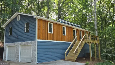 122 Little Brook Dr, Woodstock, GA 30188