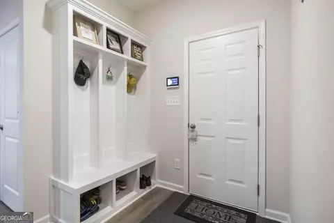 Entry Way - 4580 Capulet Ct, Forsyth, GA 31029 photo 2 of 5