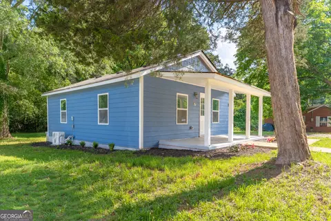 Exterior - 808 Davis St, Monroe, GA 30655 photo 9 of 9