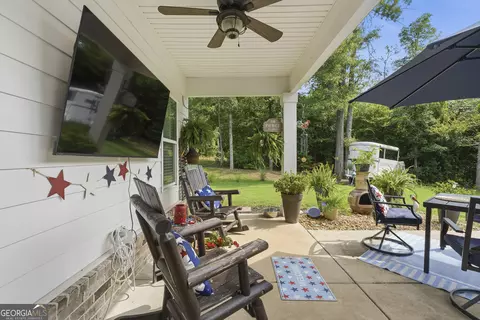 Exterior - 221 Diamond Pl, Gray, GA 31032 photo 3 of 12