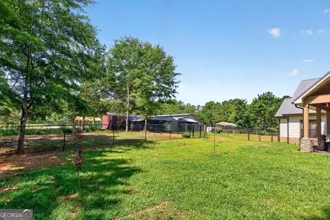 Exterior - 289 Maple Dr, Williamson, GA 30292 photo 18 of 22