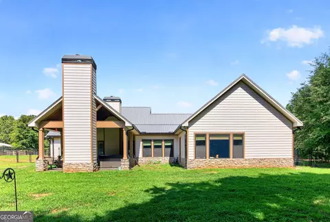 Exterior - 289 Maple Dr, Williamson, GA 30292 photo 7 of 22