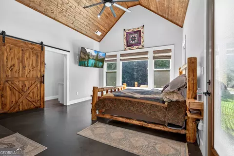 Bedroom - 289 Maple Dr, Williamson, GA 30292 photo 1 of 6