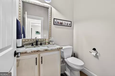Bath - 289 Maple Dr, Williamson, GA 30292 photo 4 of 5