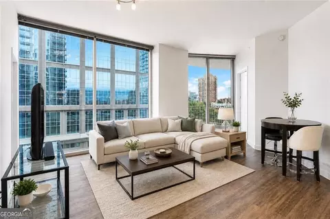 400 W Peachtree St NW #806, Atlanta, GA 30308