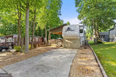 244 Stag Leap Dr, Cleveland, GA 30528