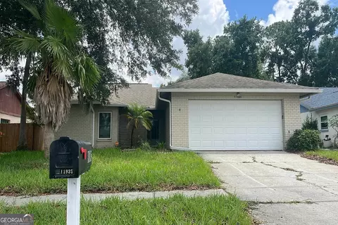 11925 Cedarfield Dr, Riverview, FL 33579