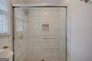 Bath - Undisclosed, Marietta, GA 30068 photo 3 of 5