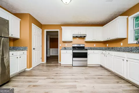 Kitchen - 3807 Button Gate Ct, Lithonia, GA 30038 photo 1 of 2